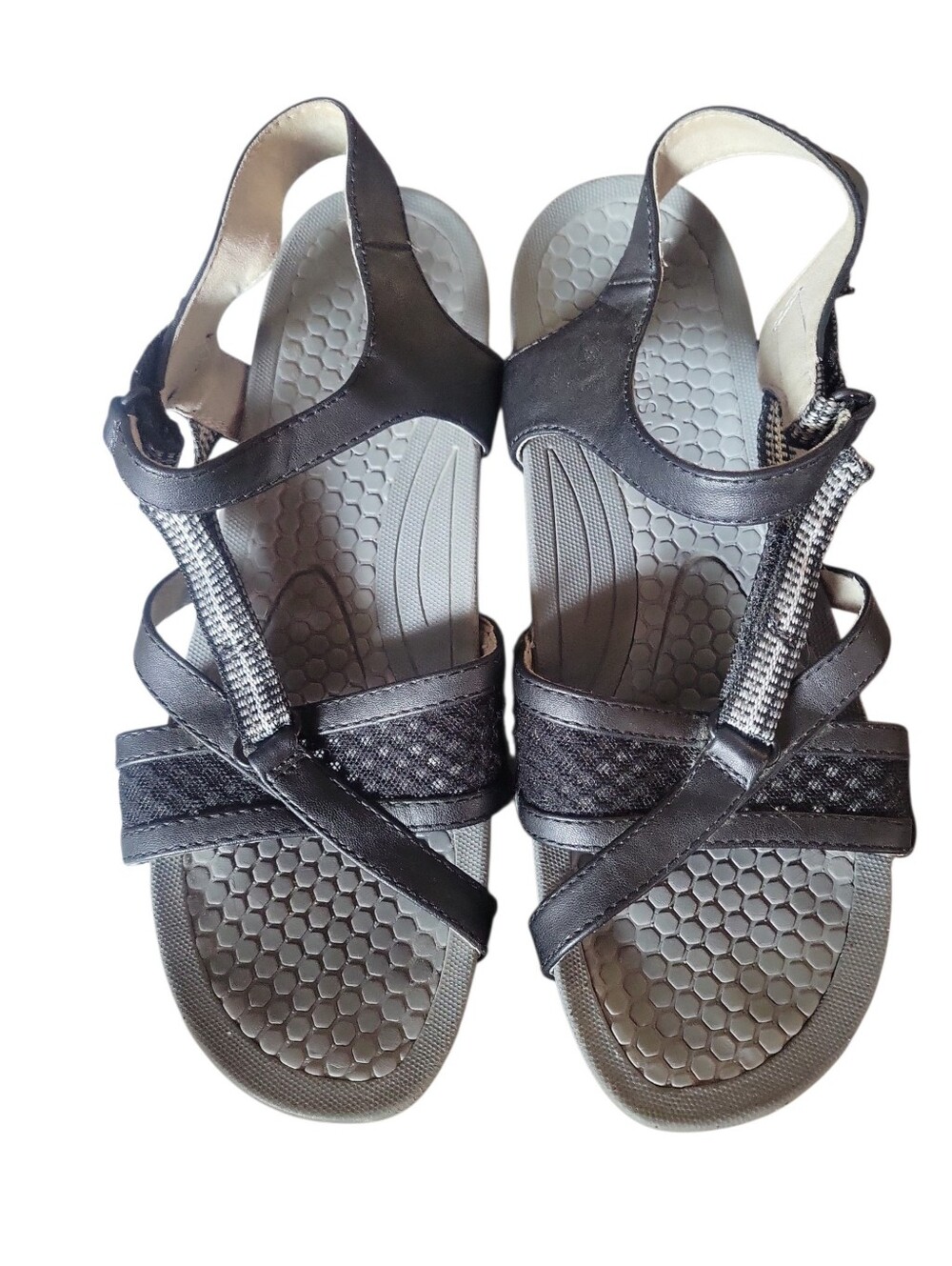 Baretraps Women’s Danny Wedge Summer Black Faux Leather Strappy Comfort  Sandals